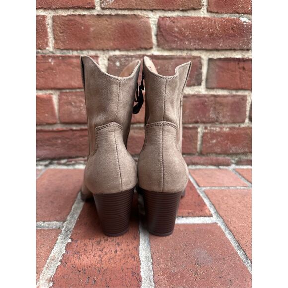 Ann Taylor Loft $140 suede heeled Western Boots in mushroom women's 8.5 NEW - Picture 3 of 11